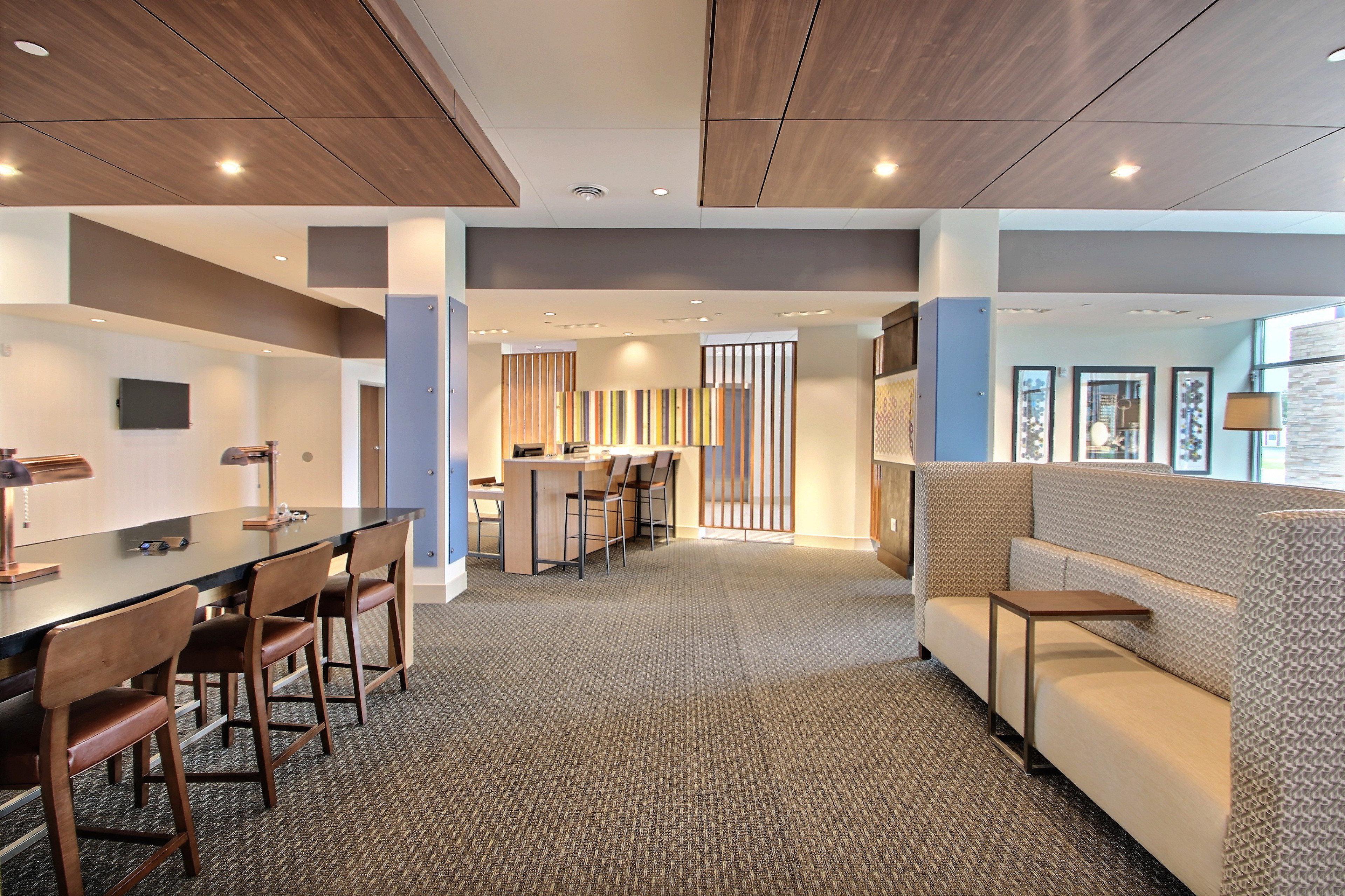 Holiday Inn Express & Suites Fond Du Lac By Ihg Exterior photo