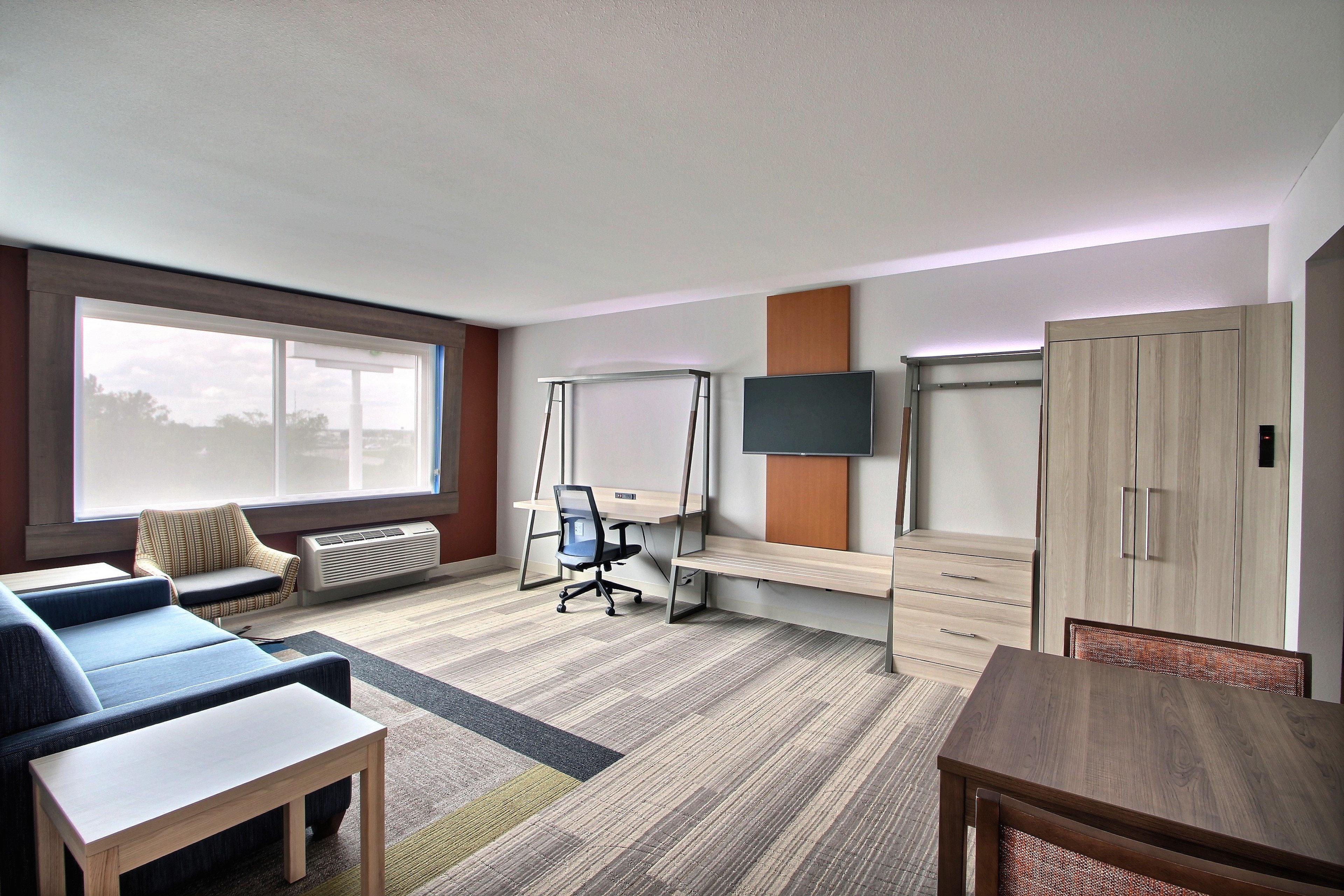 Holiday Inn Express & Suites Fond Du Lac By Ihg Exterior photo